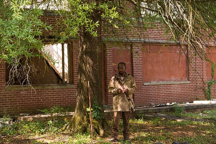 Meet Ezekiel & Shiva In New Walking Dead Photos from The Kingdom Meet Ezekiel & Shiva In New Walking Dead Photos from The Kingdom